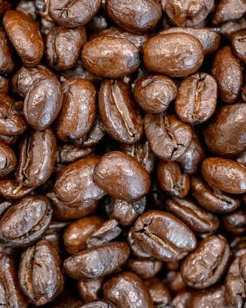 Dunkel geröstete Espressobohnen